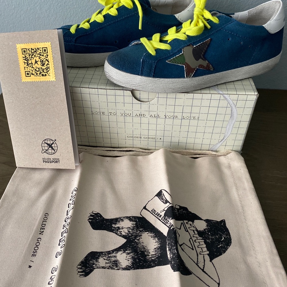 FABULOUS Golden Goose Kids Sneakers-size 32 (US1)